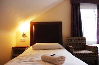 Отели типа «постель и завтрак» St. Judes Lodge B&B Голуэй Трехместный номер-16